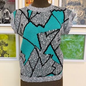 Vintage 80s Sleeveless Abstract Knit Top 🌀